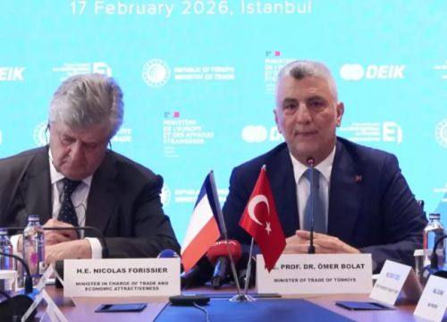 Türkiye-Fransa ticaretin büyüyor ve yeni yatırımlar planlanıyor.