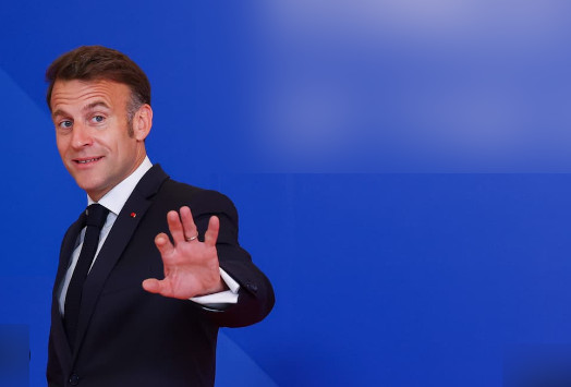 Macron, 2027